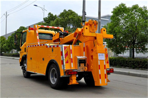 高安高速路拖车费